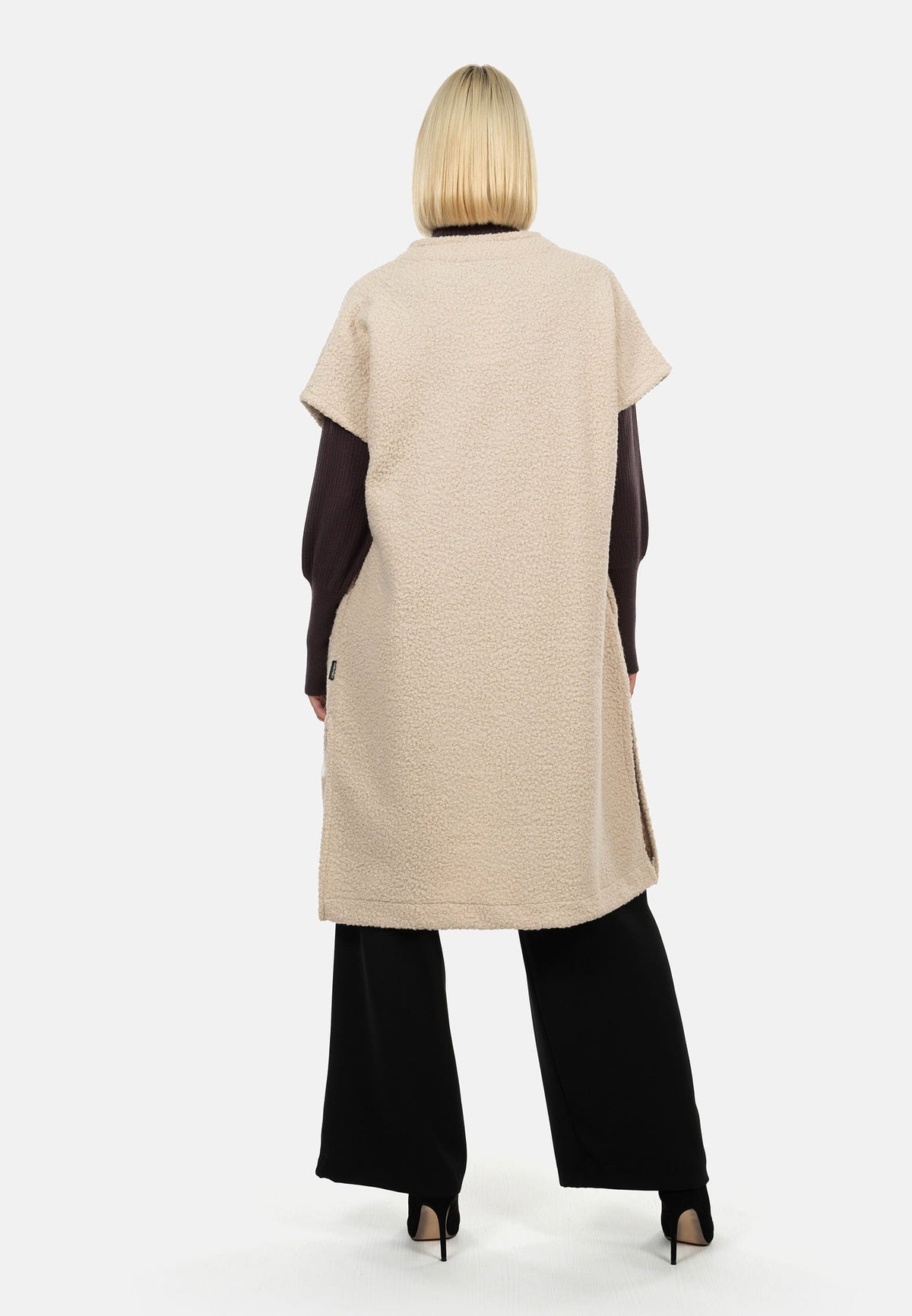 beige