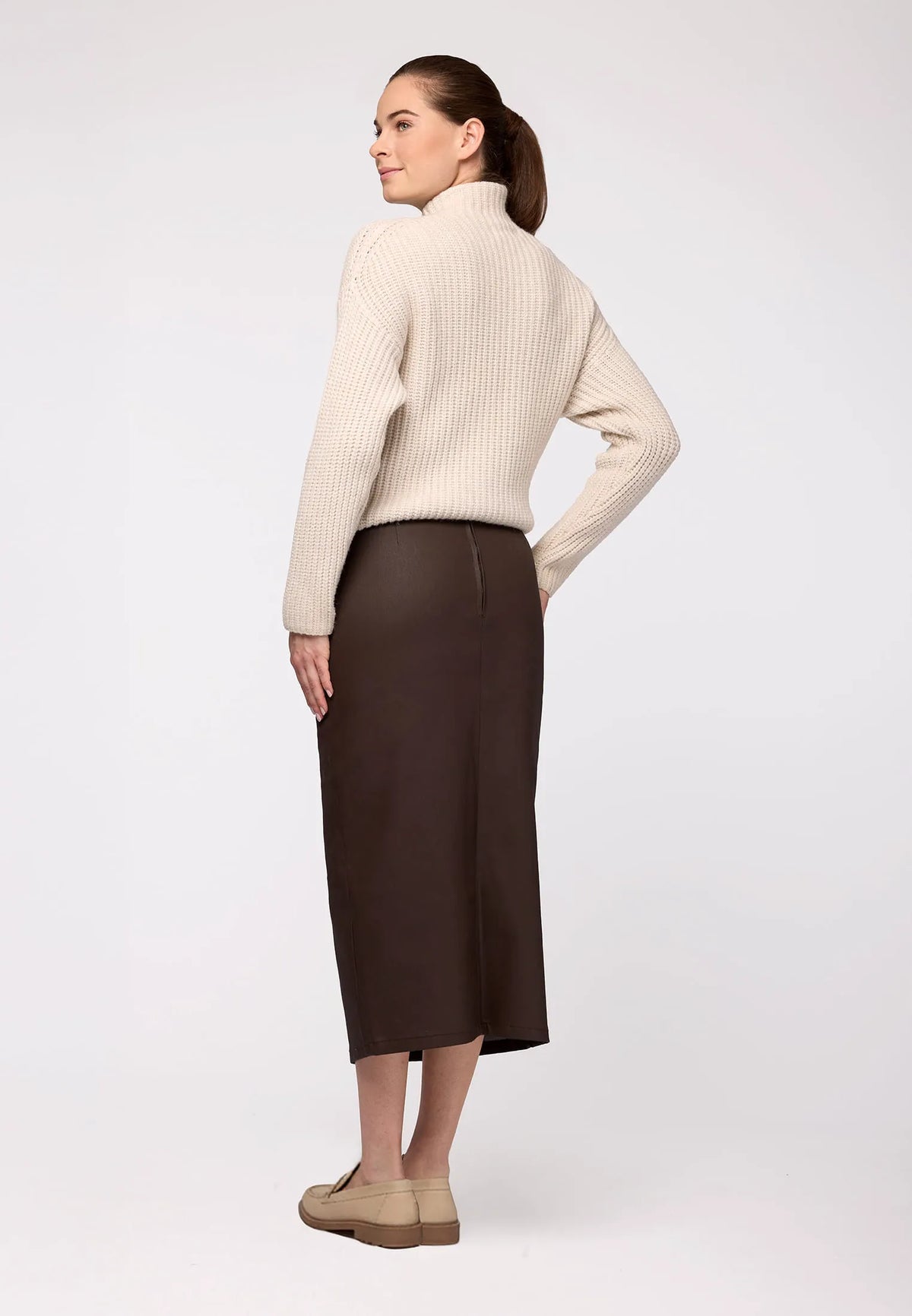 darkbrown 218