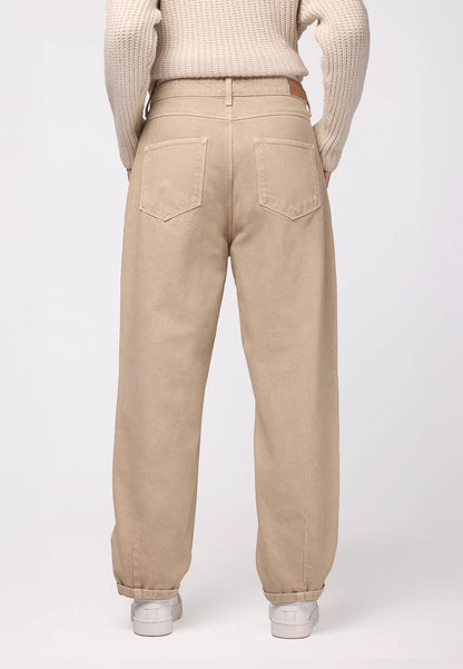 beige 400