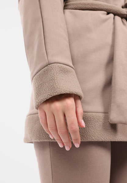 beige 400